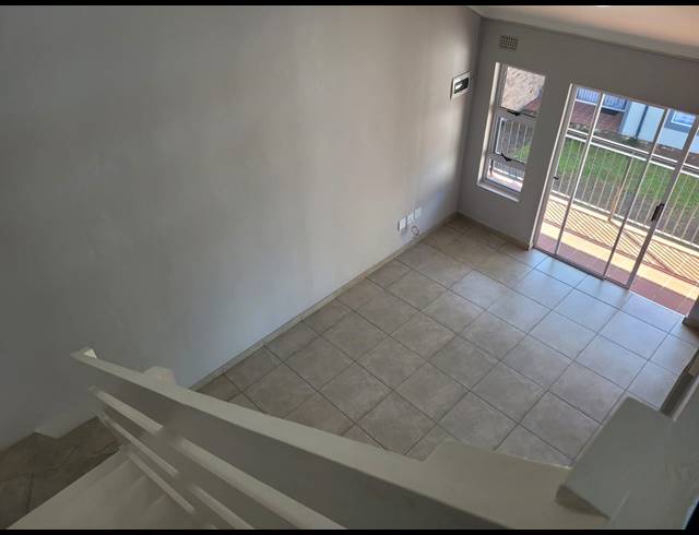 1.5 BEDROOM APARTMENT TO LET IN CHASEDENE